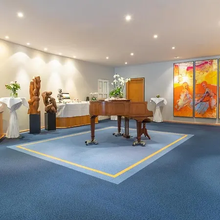 Achat Hotel 4*