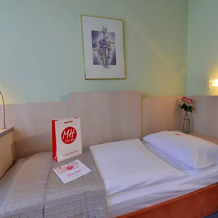 Hotel Achat Hotel Suhl 4*